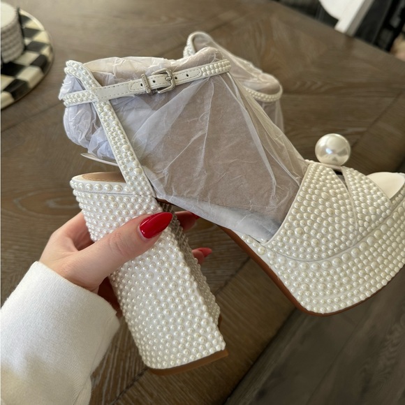 Gianni Bini Kemara Two Open Toe
Embellished Platform heels - Picture 5 of 10